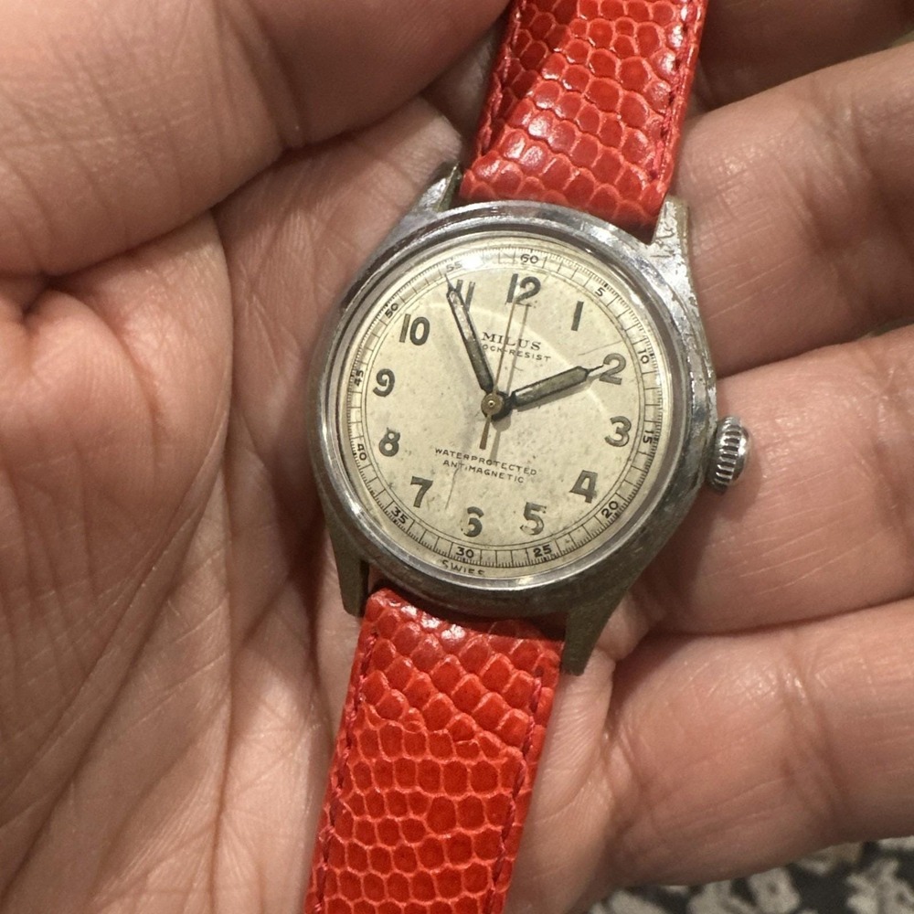 Works‎ VTG 1940s MILUS Shock-Resist 17J Swiss Military Style Watch Serviced 32mm - Picture 2 of 14